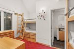 Guest Bedroom 3: Twin bunk beds